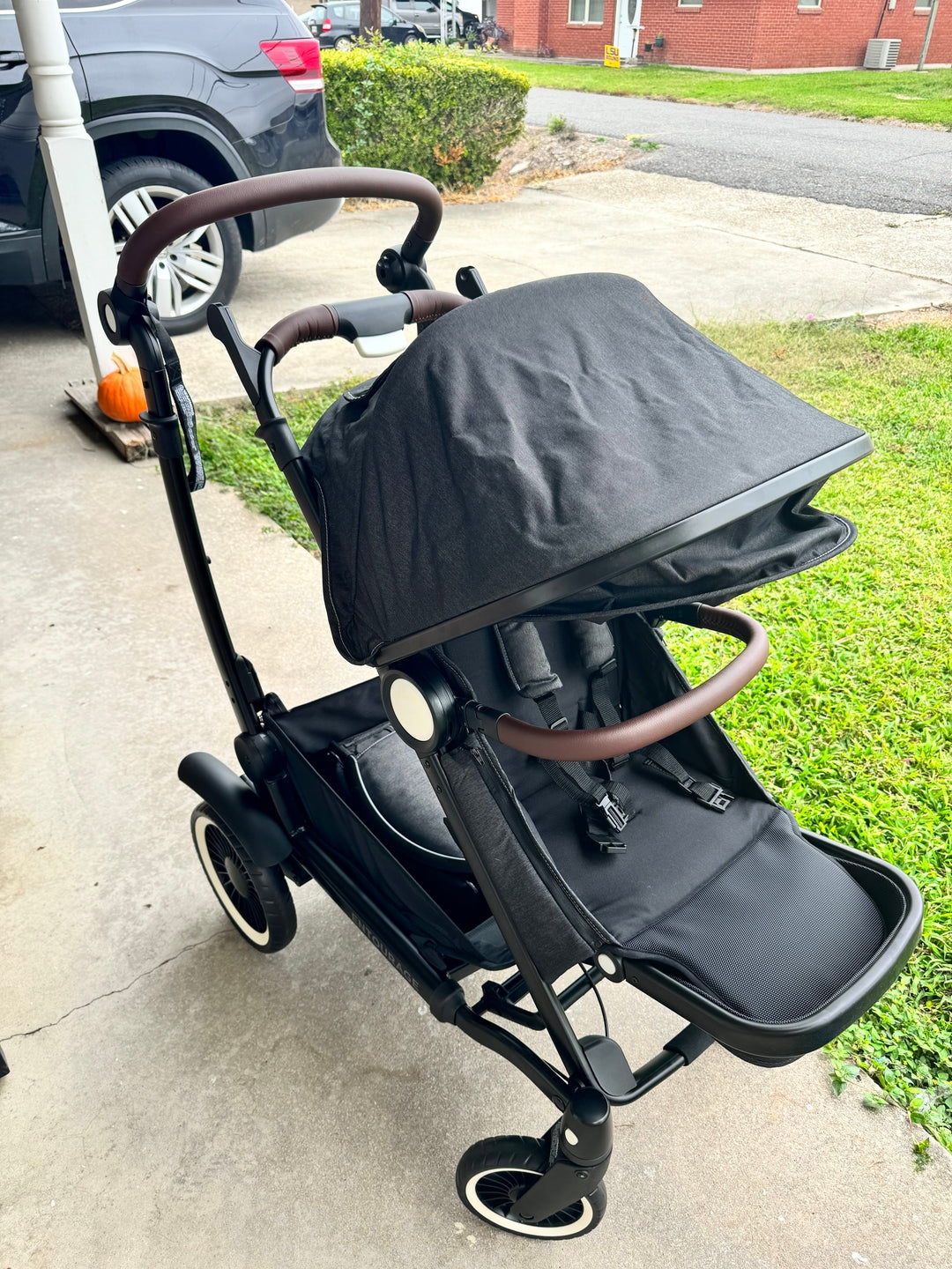 Why The Austlen Entourage Is The One Stroller That Adapts to Every Stage of Our Family