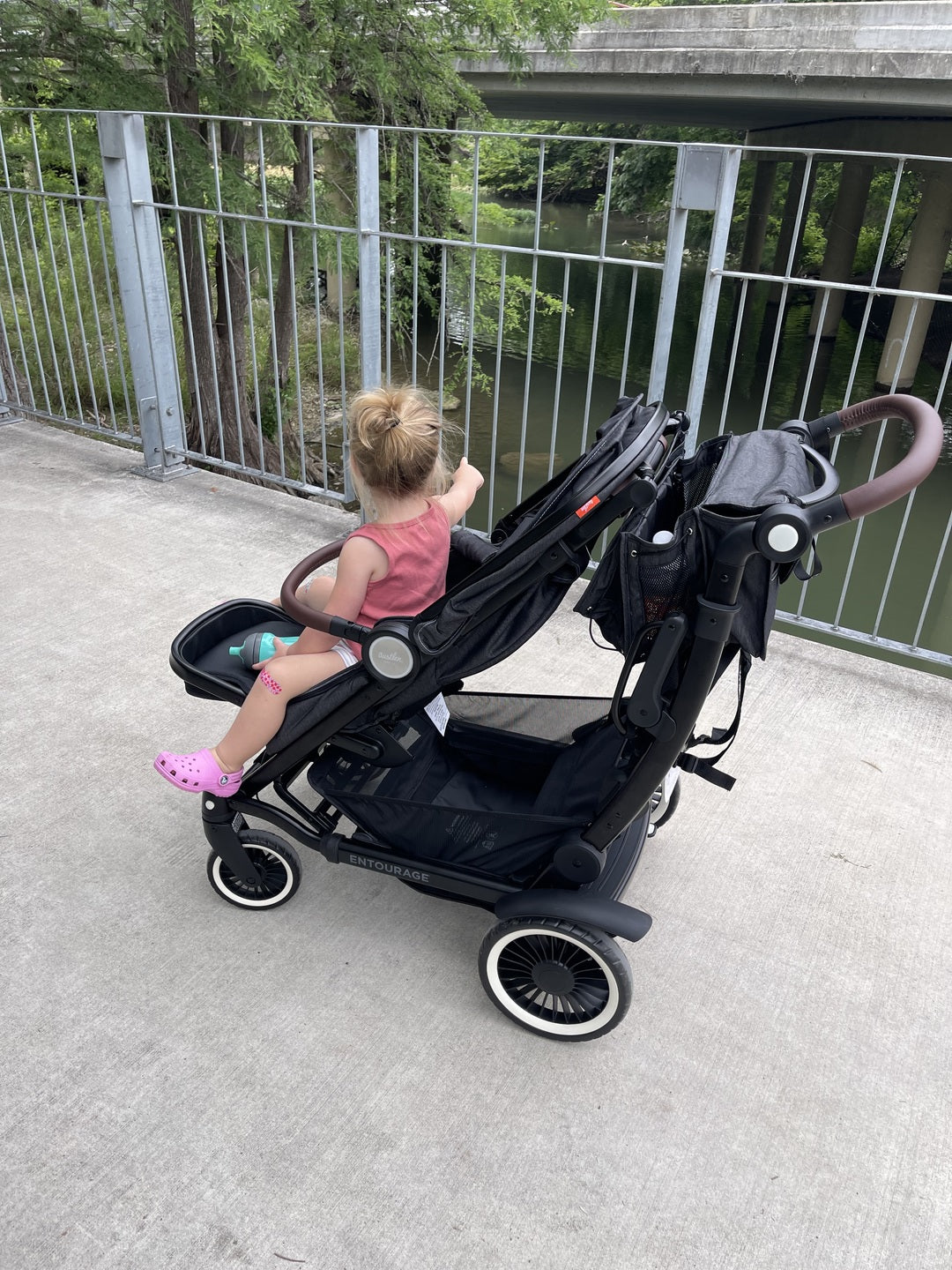 The Stroller That Already Has Us Obsessed (Spoiler - It's the Austlen Entourage)