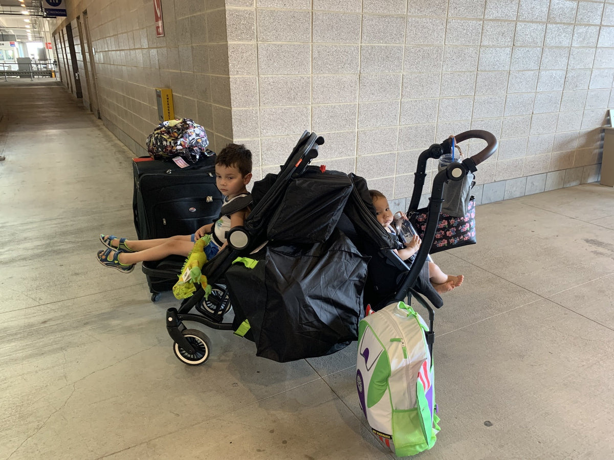 The Austlen Entourage: The Stroller That Literally Saved Us in the Airport