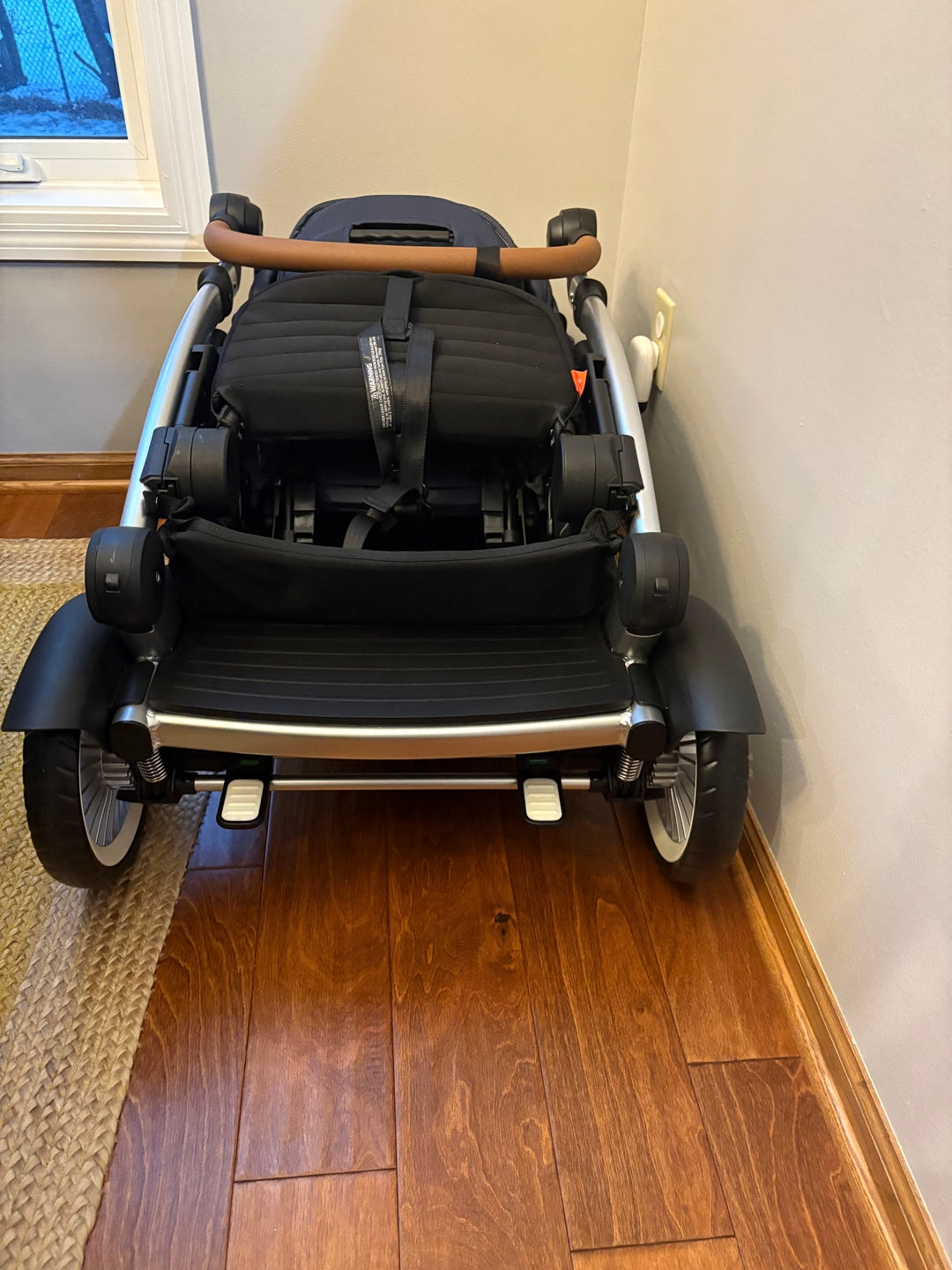 How The Austlen Entourage Became Our Go-To Stroller for Travel and Everyday Life