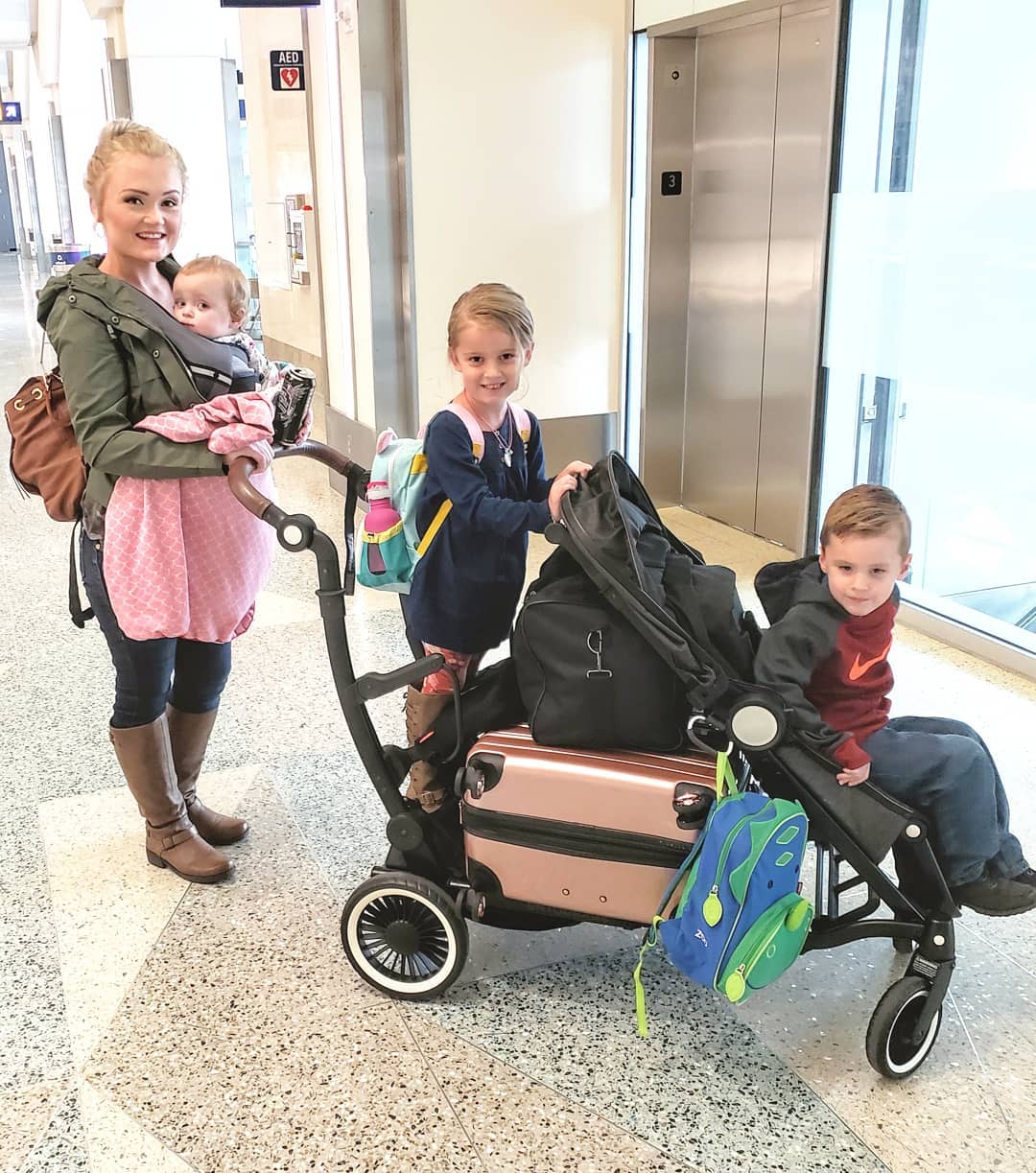 Surviving The Airport With Three Kids (And Zero Meltdowns) – Why The Austlen Entourage 2.0 Is The Best Travel Stroller (And Best Double Stroller), Period.